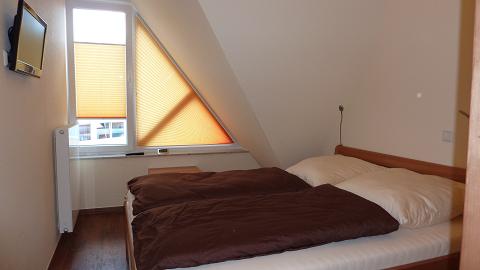 Schlafzimmer1